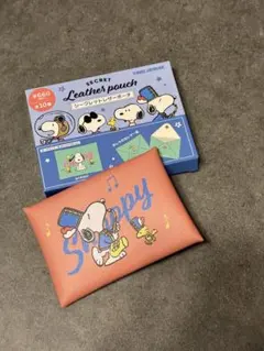 スヌーピー　シークレットレザーポーチ