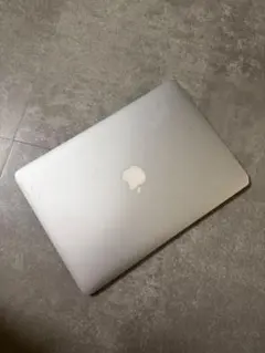 値引き可能】Macbook Air Late 2010 13-inch - メルカリ