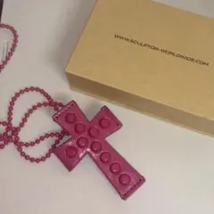 SCULPTOR Cross Stud Strap Wallet ピンクのサムネイル