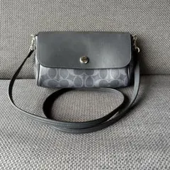 コーチ　COACH シグネチャー リバーシブル ショルダーバッグ
