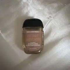 即日発送Bath & Body Works Coconut Sandalwoodのサムネイル