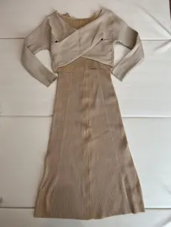 リブ編みベージュセットアップ mystic