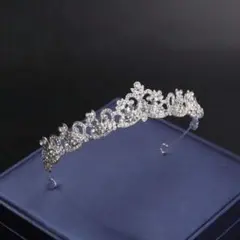 ティアラ　エレガント　結婚式 前撮り 卒業式