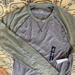 グレー 長袖 Tシャツ Sサイズ