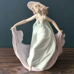 2026年最新】リヤドロ フィギュリンの人気アイテム - メルカリ