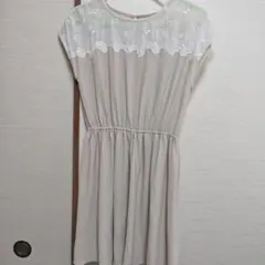 アンレリッシュ　レース装飾付きピンクベージュワンピース　膝上　М　美品