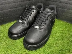 ⭐️大人気⭐️NIKE AIR FORCE 1 ブラック 28㎝のサムネイル