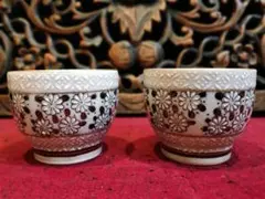 九谷焼　花詰め　金彩　菊　湯呑み　２個セット