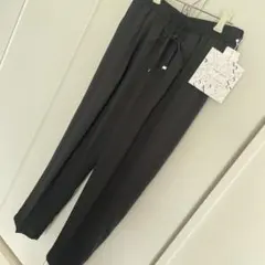 クロップドパンツ