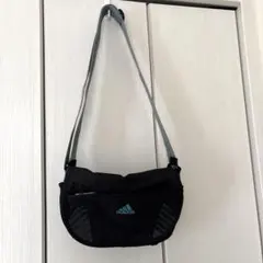adidas ショルダーバッグ サコッシュ✨️ブラック