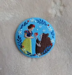 未使用　ディズニー　刺繍缶バッジ　白雪姫