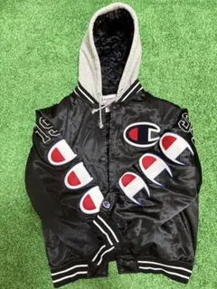 バーシティジャケット