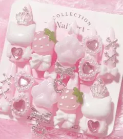 No.4 ネイルチップ ハンドメイド 現品 ピンク 白 量産型 地雷