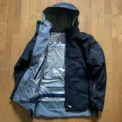 NASA宇宙服技術で-196℃の極寒冷気もガード【キスラーエアロゲルジャケット】