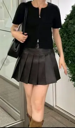 レザープリーツスカート レザーミニスカート 黒