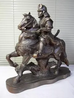 馬上武者 置物 銅製 武士 騎馬像　伊達 政宗 フィギュア オブジェ 馬上武者 置物 銅製 武士 騎馬像 伊達 政宗 フィギュア オブジェ