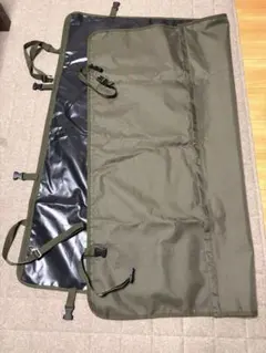 犬用ドライブシート　後部座席用　グリーン　防水　ファスナー付 ペット用品　中古のサムネイル