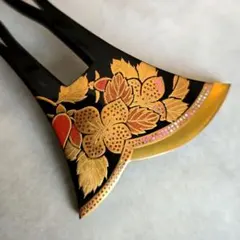 黒鼈甲（べっ甲）無垢・金泥蒔絵・螺鈿【菊】漆・簪（かんざし）銘入 