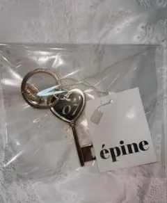 新品未使用 ♡ epine ルームキーホルダー No.07 タグ付き