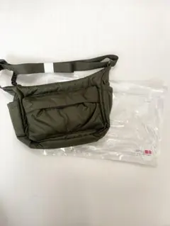 【新品未使用】ユニクロ ノベルティ マルチポケットミニショルダーバッグ カーキ