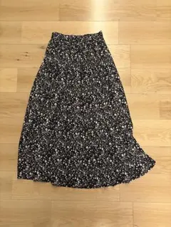 【PAGEBOY ページボーイ】花柄ロングスカート Fサイズ　ブラック