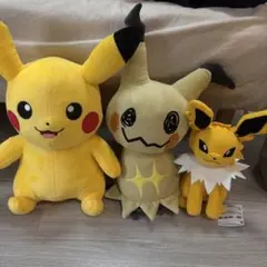 ポケモンセンター 2016年製 等身大 ピカチュウ ニャビー おすわり