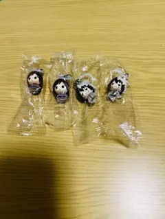 BLEACHめじるしアクセサリー2 ウルキオラ　井上織姫2種セット