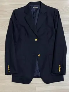 金ボタン テーラードジャケット