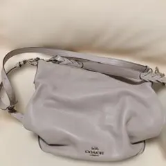 COACH ライトグレー レザー ショルダーバッグ