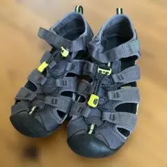KEEN アウトドアサンダル グレー/イエロー