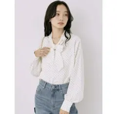 美品♡アースミュージックアンドエコロジー 2WAYボウタイブラウス FREE