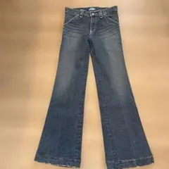 フォクシーFgurl ブーツカットデニム 26サイズ　ブルーのサムネイル
