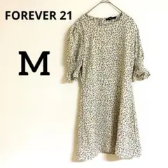 美品✨ 【M】 FOREVER 21 花柄 半袖 ワンピース 膝丈