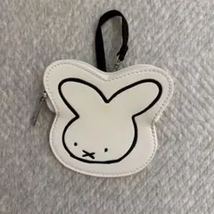 CASETiFY miffy 70周年記念 ポーチ - メルカリ