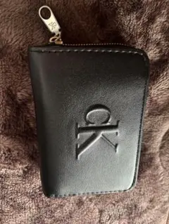 【美品】★人気・ラストワン★　カルバンクライン　財布　二つ折り　ブラック　レザー