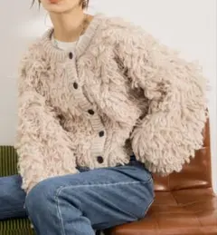 Auntie Rosa Holiday 　　ループ編みクルーカーディガン