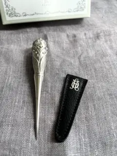 Item thumbnail for item 0e0d6eb1-ee37-4109-80ee-46aa213f35a3