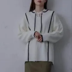 Adoon plain Vネックセーター ホワイト フリーサイズ ニットのサムネイル