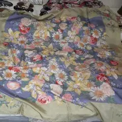 お値下げ価格‼️昭和モダンLOUFAS 花柄　 絹　スカーフ85×85