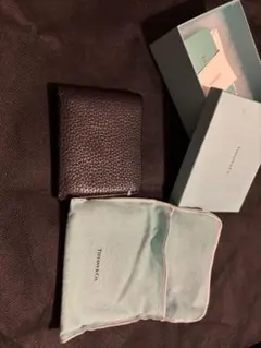 Tiffany & Co. ブラックレザー 二つ折り財布