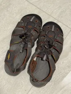 KEEN アウトドアサンダル グレー/ブラウン