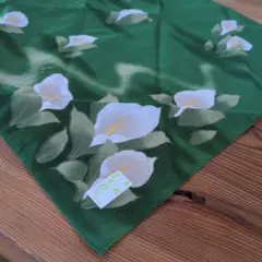 最終値下げ価格！新品　わさび染　花柄 緑色 綿100% 大判ハンカチ