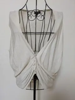 値下！INDIVIライトベージュ ニットカーディガン フロントボタン付サイズ38