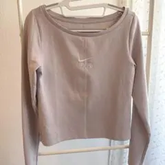 NIKE ナイキ　エア　クロップドトップス　Tシャツ