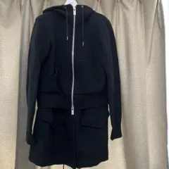 SACAI ブラック パーカーのサムネイル