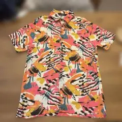 Bershka メンズ アブストラクト総柄 半袖シャツ　M レーヨン100%のサムネイル