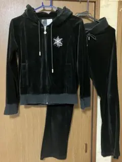 【売り切り値下げ】【美品】Rady ブラックベルベットセットアップ