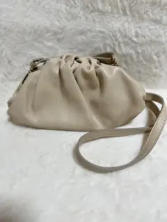 AULENTTI　オウレンティ　ギャザー　ショルダー　クラッチバッグ　2way