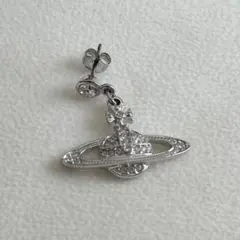 Vivienne Westwood オーブ ピアス シルバー 片耳のサムネイル