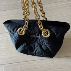 MOSCHINO キルティング チェーン 小型ハンドバッグ　ブラック